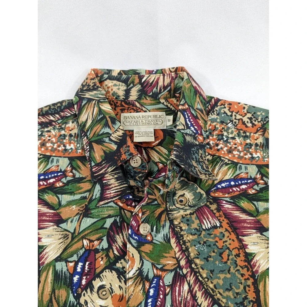 Vintage 90s Banana Republic Safari & Travel Clothing Safari Fish All Over Small‎